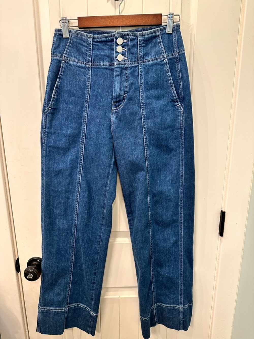 Anthropologie Pilcro Triple Button High Rise Seamed Wide Leg Jeans
26